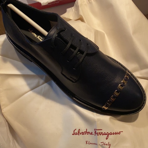 Salvatore Ferragamo signature women’s loafers - Picture 10 of 12